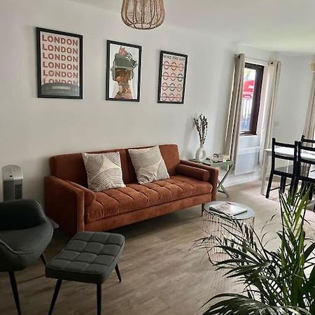 Gorgeous Flat 10 Min Walk To Stadium Free Parking Лондон Екстериор снимка