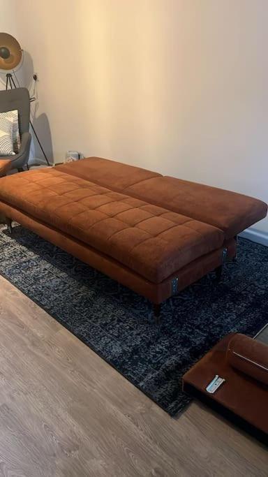 Gorgeous Flat 10 Min Walk To Stadium Free Parking Лондон Екстериор снимка